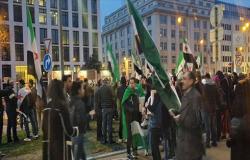 بروكسل.. مظاهرة منددة بهجمات النظام السوري وروسيا على إدلب