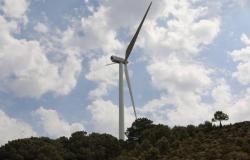 أكوا باور السعودية تتوسع في أذربيجان بمشروع لتوليد طاقة الرياح