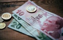 تركيا: العملة تبدو تنافسية عند 5.90 ليرة لكل دولار