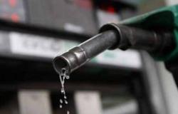 بعد هبوط النفط عالميا..3 دول خليجية تخفض أسعار الوقود