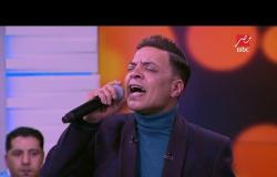 طارق الشيخ يبدع فى غناء تواشيح دينية بطريقة رائعة في حديث المساء