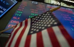 الأسهم الأمريكية تتراجع 3% بالمستهل رغم بيانات الوظائف الإيجابية