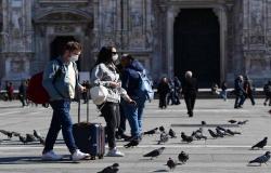 إيطاليا تفاوض البنوك لتخفيف ديون العملاء وسط أزمة كورونا