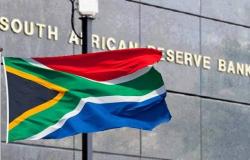جنوب إفريقيا تخفض معدل الفائدة لأدنى مستوى في 6 سنوات