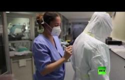 شاهد كيف يجهز الأطباء الإسبان قبل دخول قسم العناية المركزة المكتظ بمصابي كورونا