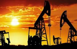 تحالف "أوبك+" يقر اتفاقاً لخفض إنتاج النفط 10 ملايين برميل