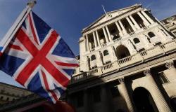 بنك إنجلترا يدعو البنوك لاستخدام رأس المال الفائض لدعم العملاء