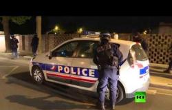 اشتباكات بين الشرطة وشباب حي فقير بضواحي باريس وسط قيود كورونا