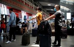 الصين تلغي 1255 رحلة جوية بمطارين في بكين بسبب كورونا