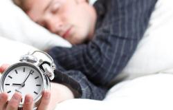 هذا ما يحدث لجسمك عند النوم أقل من سبع ساعات