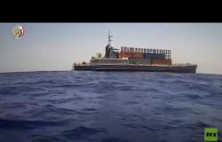 الجيش المصري يغرق سفينة في البحر المتوسط بضربة صاروخية واحدة