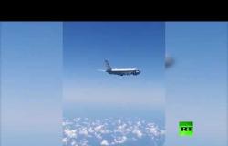 وزارة الدفاع الروسية تنشر فيديو لاعتراض مقاتلات روسية لطائرات استطلاع أجنبية