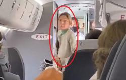 بالفيديو.. لماذا فرح ركاب الطائرة لطرد هذه المرأة؟