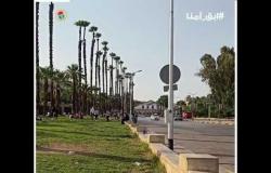 أُغلقت الحدائق فلجأوا للشارع.. "قعدات الشباب" في عيد الأضحى