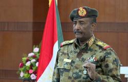 "البرهان": هناك مَن يحاول اختطاف ثورة السودانيين وتفريق صفوف الجيش