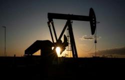 النفط يرتفع لأعلى مستوياته في 5 أشهر.. وبرميل "برنت" بـ45.86 دولارًا