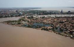 تضرر 557 ألف شخص من الفيضانات والسيول بالسودان