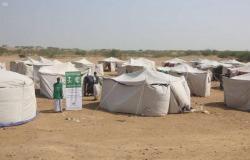"الملك سلمان للإغاثة" يواصل توزيع المساعدات على متضرري سيول السودان