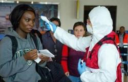 جنوب أفريقيا: 1461 إصابة جديدة و139 وفاة بكورونا