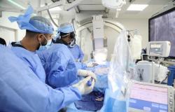 في 30 دقيقة.. نجاح أول استبدال لصمام أورطي بالقسطرة بـ"سعود الطبية"