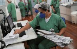 البرازيل تسجّل 38307 إصابات جديدة بكورونا و921 حالة وفاة