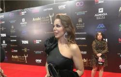 سوزان نجم الدين تتألق بالأسود في مهرجان الفضائيات العربية