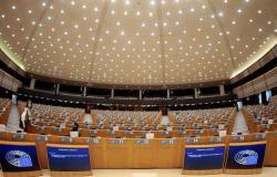 البرلمان الأوروبي يعرض مشروع قرار لفرض عقوبات عاجلة على تركيا