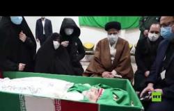 وصول جثمان العالم الإيراني محسن فخري زادة إلى مدينة مشهد لتشييعه داخل مرقد الإمام الرضا