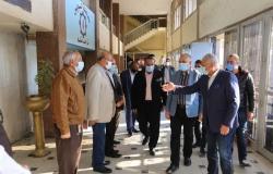 وزير الري يصل محافظة السويس لتفقد مشروعات تبطين الترع