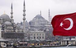 انخفاض في الزوّار.. السياحة التركية تهوي وضرائب جديدة تفرض
