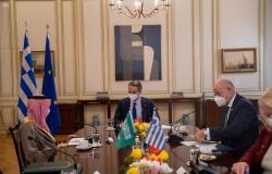 وزير الخارجية ورئيس الوزراء اليوناني يعقدان جلسة مباحثات رسمية
