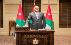تمهيدًا لتعديل مرتقب.. وزراء الحكومة الأردنية يقدمون استقالتهم