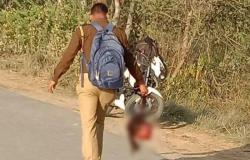 فيديو مرعب.. هندي يسير حاملاً رأس ابنته في شوارع القرية