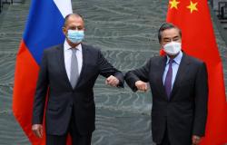 روسيا والصين تؤكدان رفضهما للعقوبات الغربية أحادية الجانب: ألعاب جيوسياسية