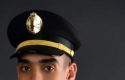 "الأسمري" يحتفل بتخرج نجله ضابطًا بالحرس الوطني