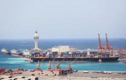 ايقاف حركة الملاحة في ميناء جدة الإسلامي بسبب سرعة الرياح