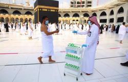 إدارة سقيا زمزم توزيع 6 ملايين عبوة زمزم خلال رمضان