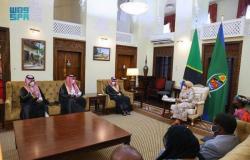 وزير الخارجية يستعرض مع رئيسة تنزانيا العلاقات الثنائية وسبل دعمها