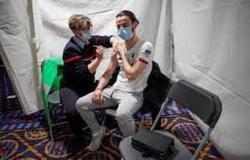 فرنسا تبدأ تطعيم من تتراوح أعمارهم بين 12 و18 سنة منتصف يونيو