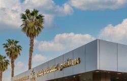 مستشفى الملك خالد يقدم عيادات افتراضية في 18 تخصصًا عبر التطبيقات الذكية