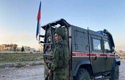 الدفاع الروسية: مقتل عسكري روسي وإصابة 3 آخرين جراء تفجير في سوريا