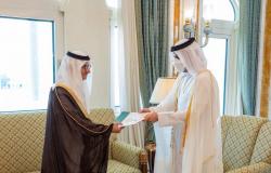 قطر تتسلّم نسخة من أوراق اعتماد سفير المملكة بالدوحة الأمير منصور بن خالد