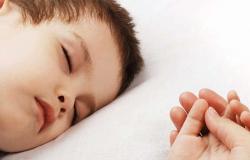 اضطراب شائع يصيب الأطفال خلال النوم يشكّل خطورة عليهم مستقبلًا