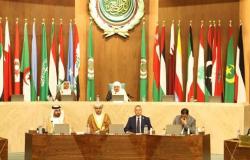 رئيس مجلس الشورى السعودي يتسلم وسام التميز العربي