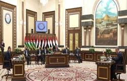 الملك يلتقي الرئيس المصري في بغداد