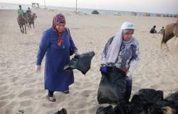 مبادرة نسائية لنظافة شاطئ العريش (صور)