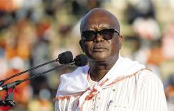 بوركينا فاسو: الرئيس يتولى مهام الدفاع بعد إقالة وزيرين