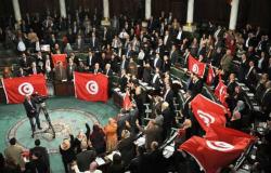 باللكمات.. ضرب مُبرح لعبير موسى في البرلمان التونسي (فيديو)