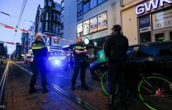 إطلاق النار على صحفي يغطي الجرائم بامستردام.. وملك هولندا يعلق