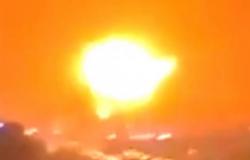 بالفيديو.. تقرير يكشف سر الـ3 حاويات في انفجار سفينة دبي